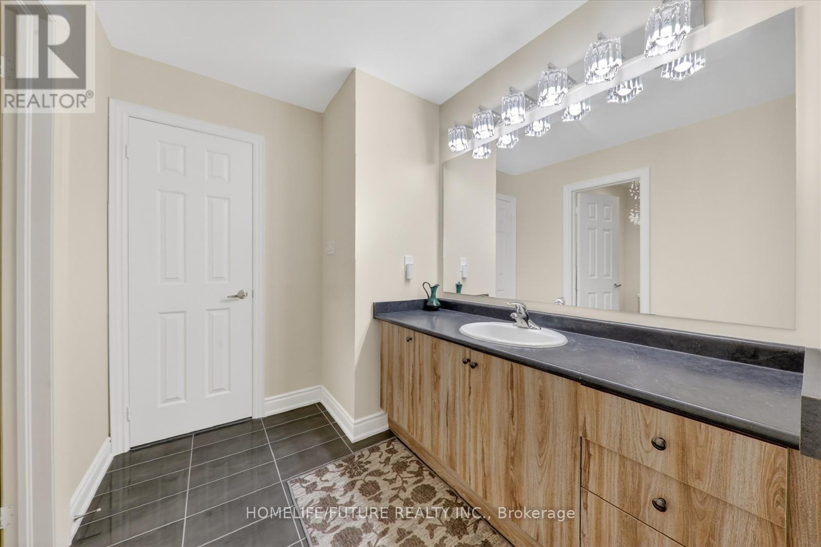 91 Fallharvest Way, Whitchurch-Stouffville, Ontario  L4A 4W4 - Photo 29 - N13063788