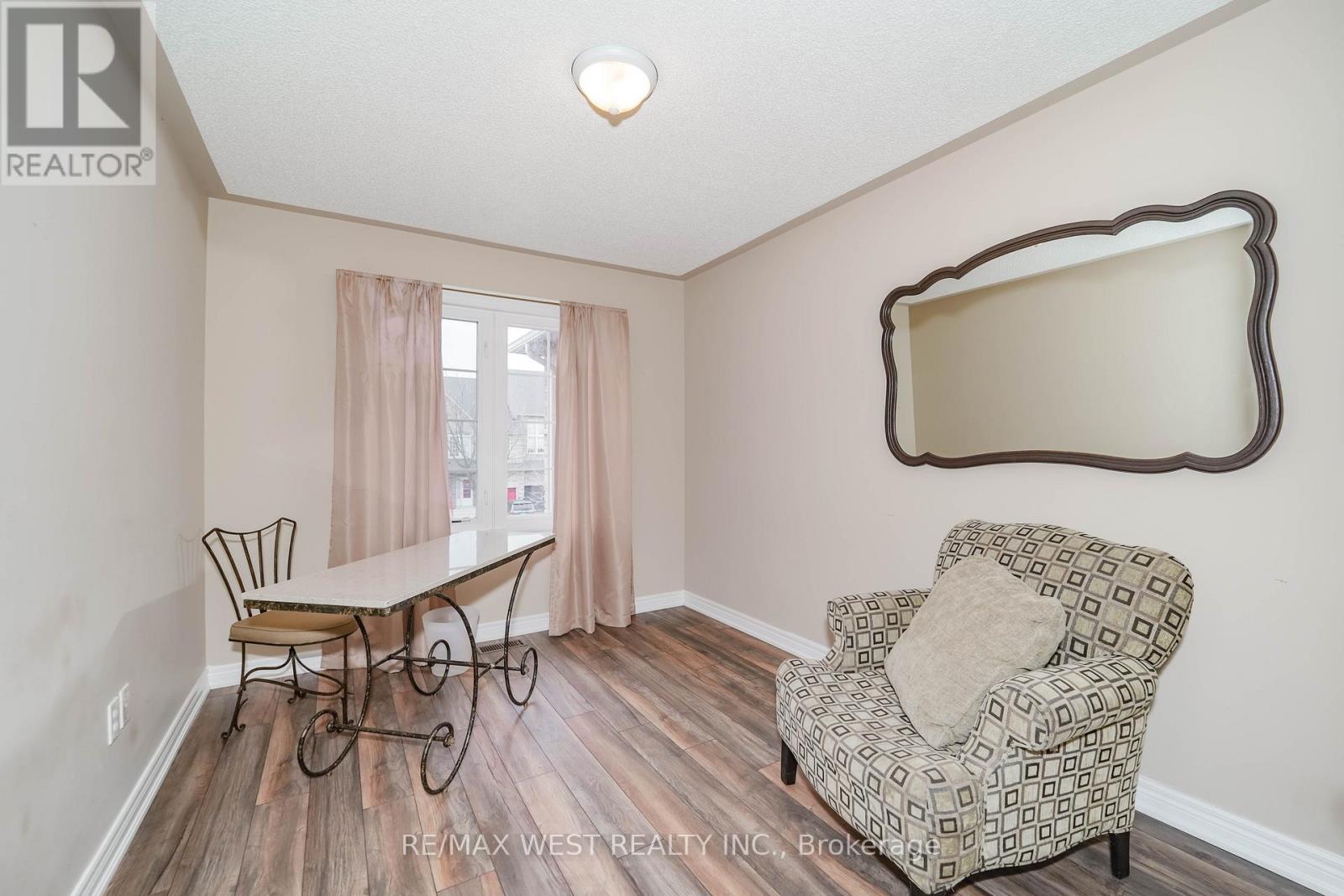 149 Foxchase Avenue, Vaughan, Ontario  L4L 9H3 - Photo 11 - N13063808