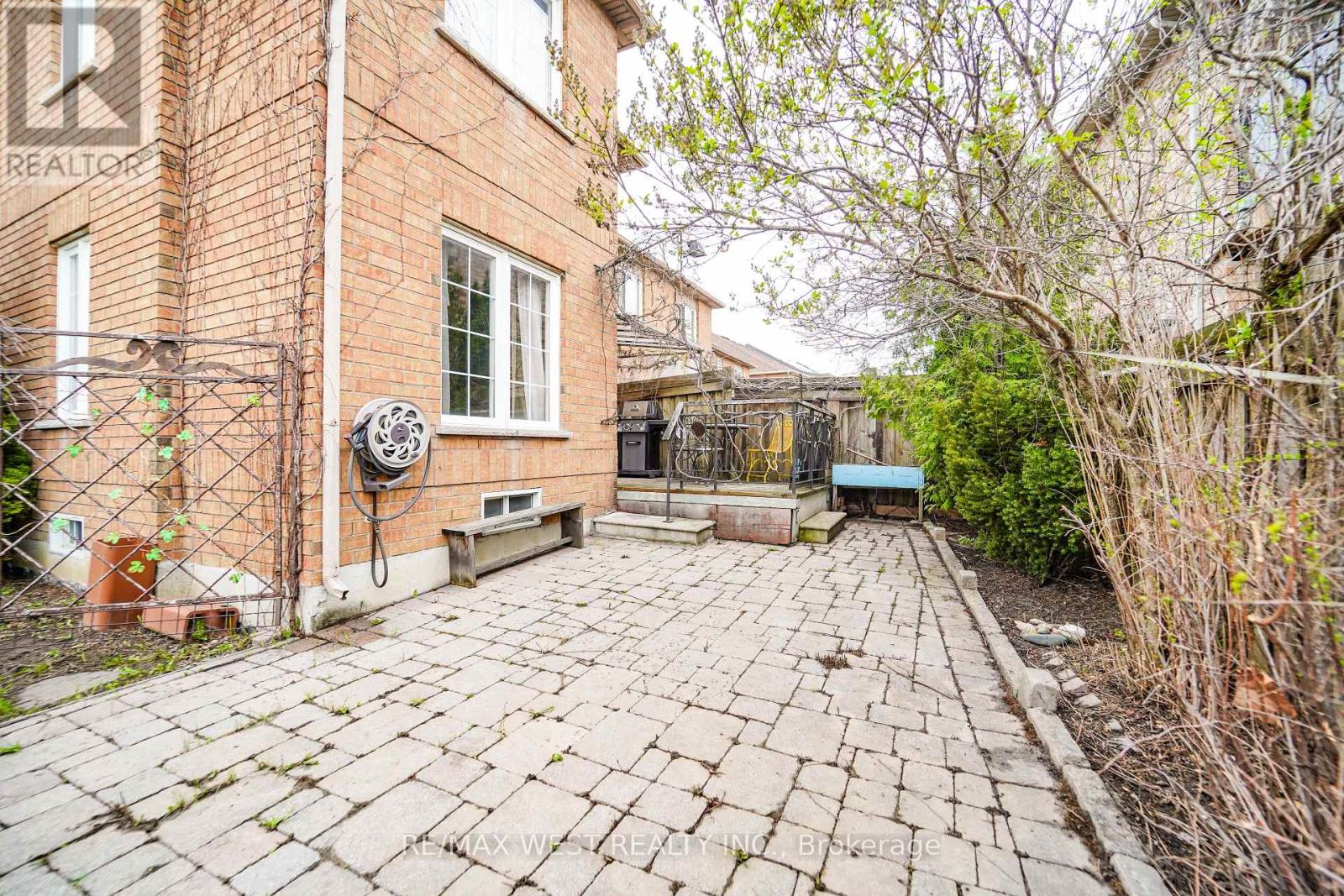 149 Foxchase Avenue, Vaughan, Ontario  L4L 9H3 - Photo 12 - N13063808