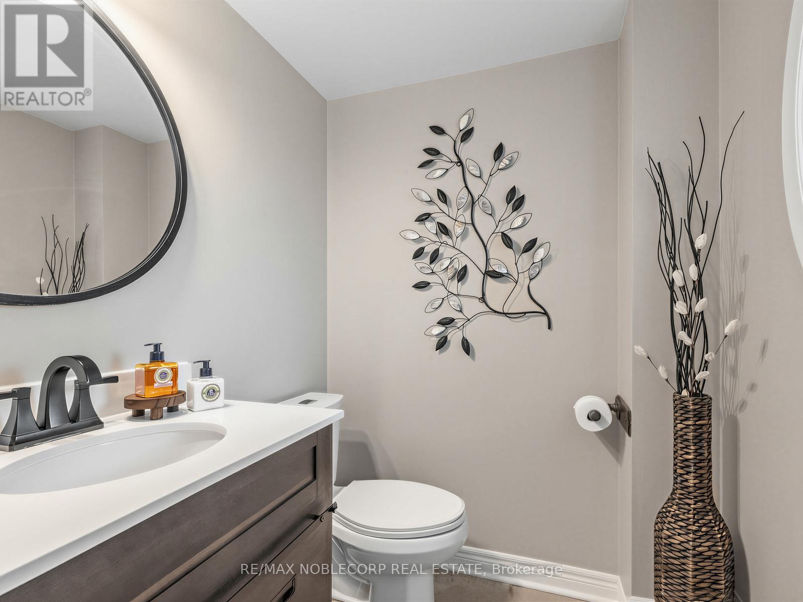 14 Ostick Street, Aurora, Ontario  L4G 7K5 - Photo 15 - N13063812