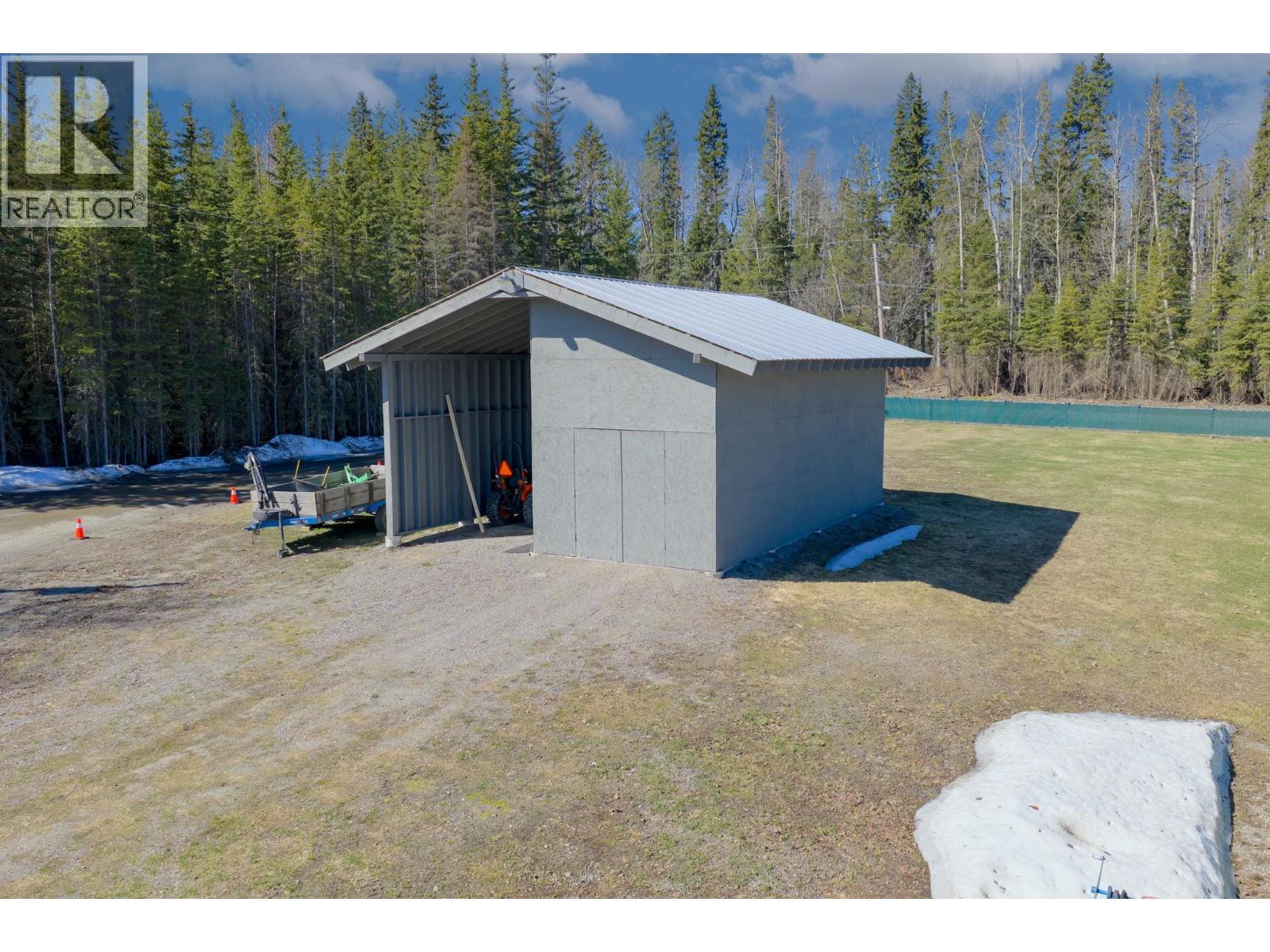 2070 Sweder Road, Fort St. James, British Columbia  V0J 1P0 - Photo 32 - R3117359
