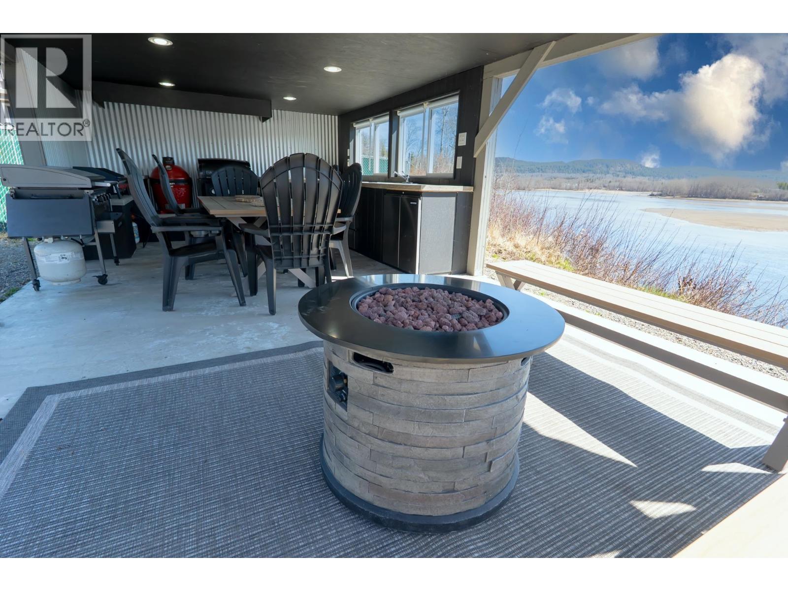 2070 Sweder Road, Fort St. James, British Columbia  V0J 1P0 - Photo 25 - R3117359