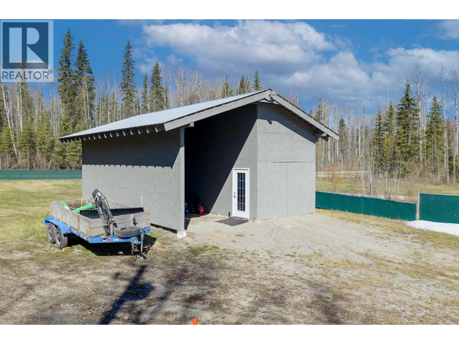 2070 Sweder Road, Fort St. James, British Columbia  V0J 1P0 - Photo 31 - R3117359