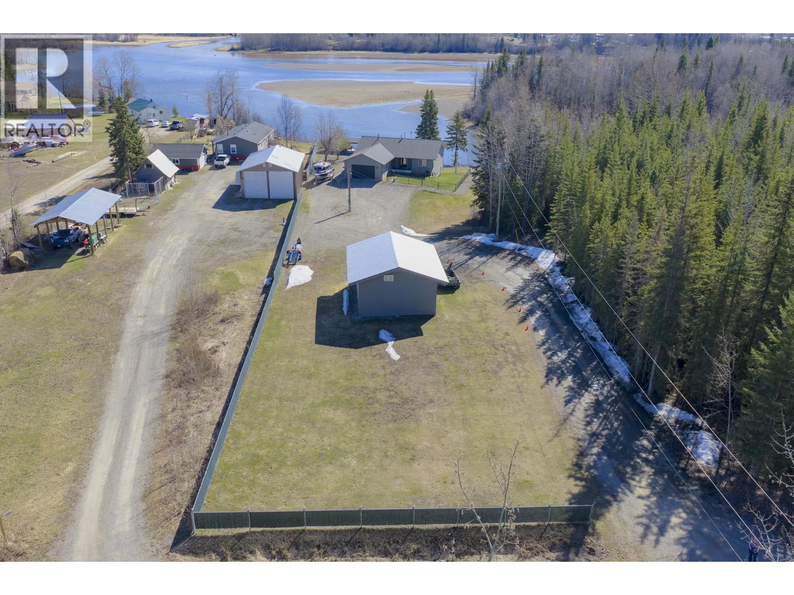 2070 Sweder Road, Fort St. James, British Columbia  V0J 1P0 - Photo 36 - R3117359