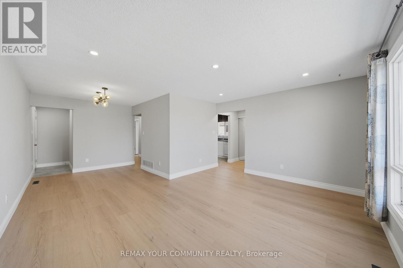 Main - 56 Mcconkey Place, Barrie (Allandale Heights), Ontario  L4N 6H3 - Photo 7 - S13063702