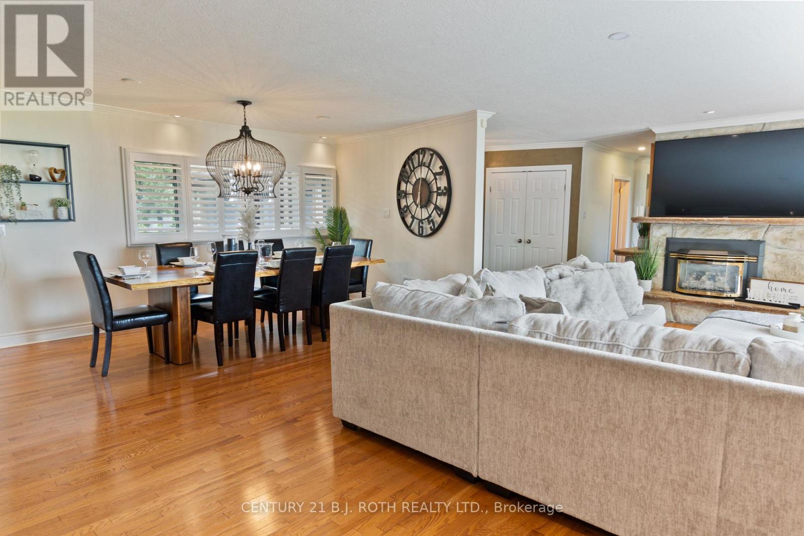 58 White Oaks Road, Barrie (South Shore), Ontario  L4N 4B9 - Photo 12 - S13063796