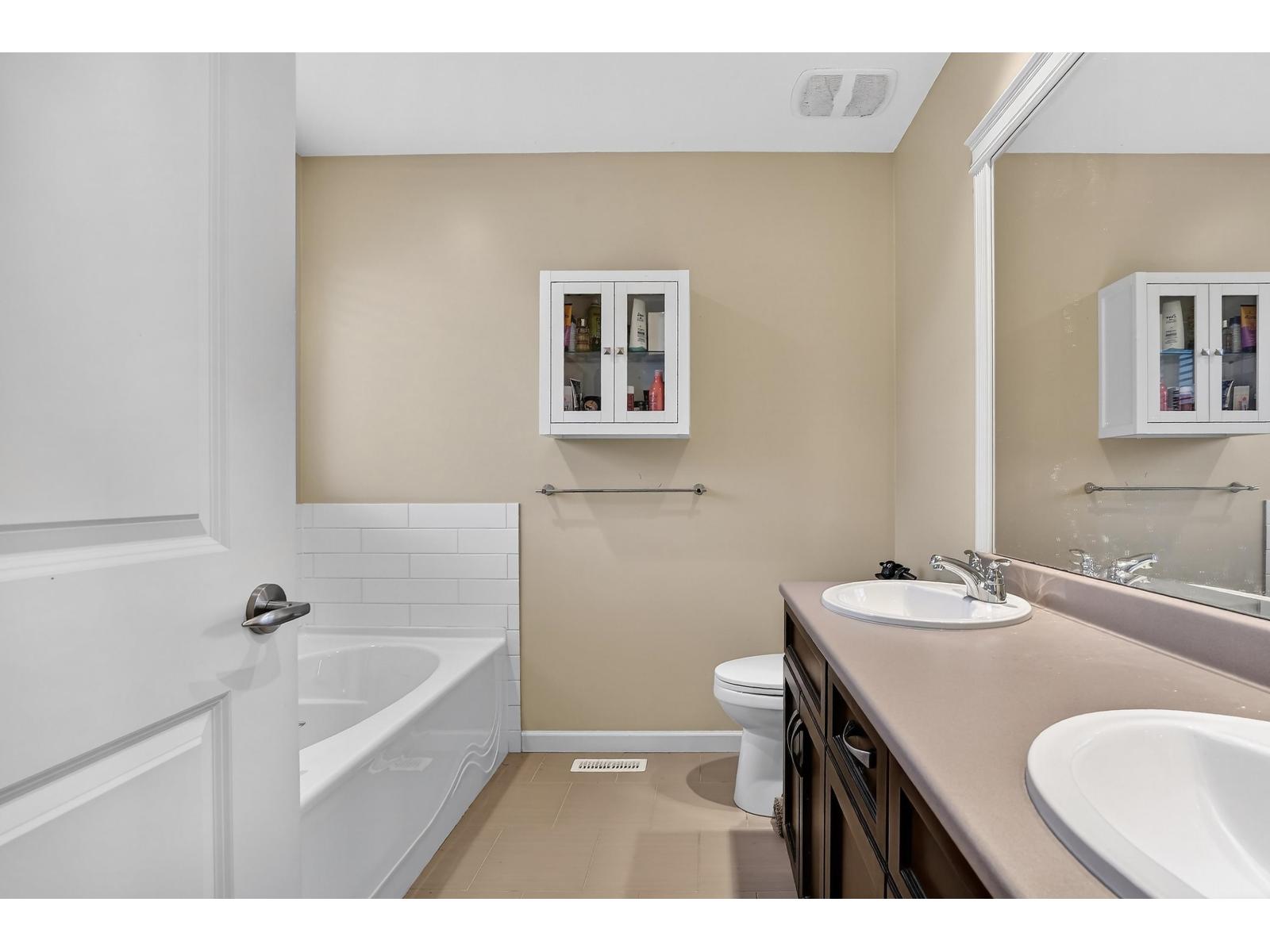 6909 208b Street, Langley, British Columbia  V2Y 0G3 - Photo 19 - R3085865