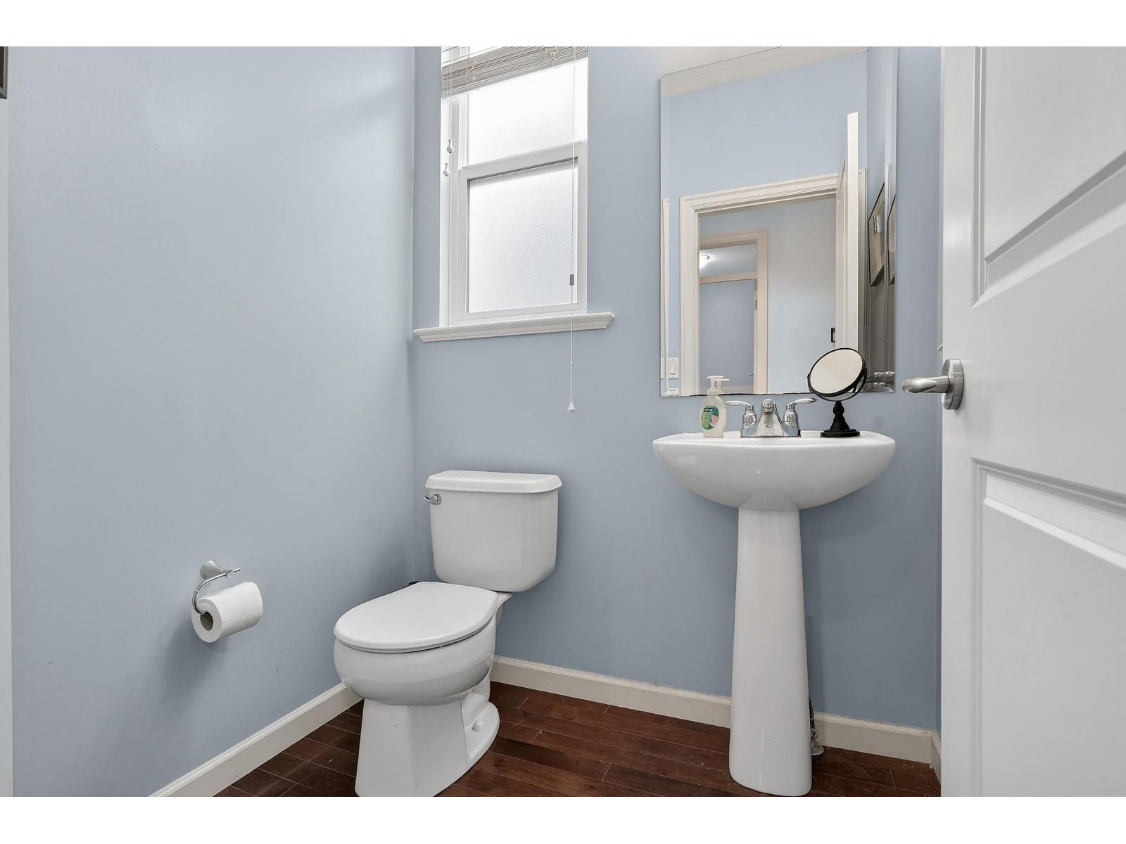 6909 208b Street, Langley, British Columbia  V2Y 0G3 - Photo 10 - R3085865