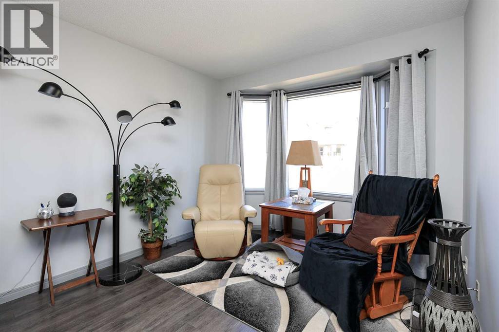 76 Good Crescent, Red Deer, Alberta  T4P 3L8 - Photo 3 - A2306335