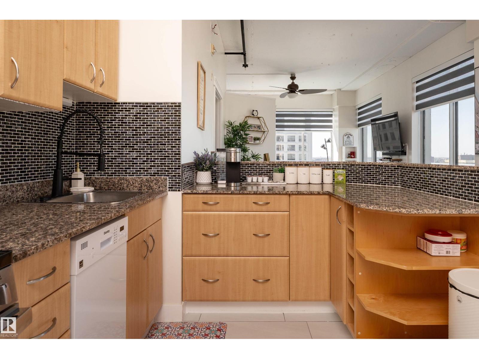 #1409 10024 Jasper Av Nw, Edmonton, Alberta  T5J 1R9 - Photo 10 - E4484905