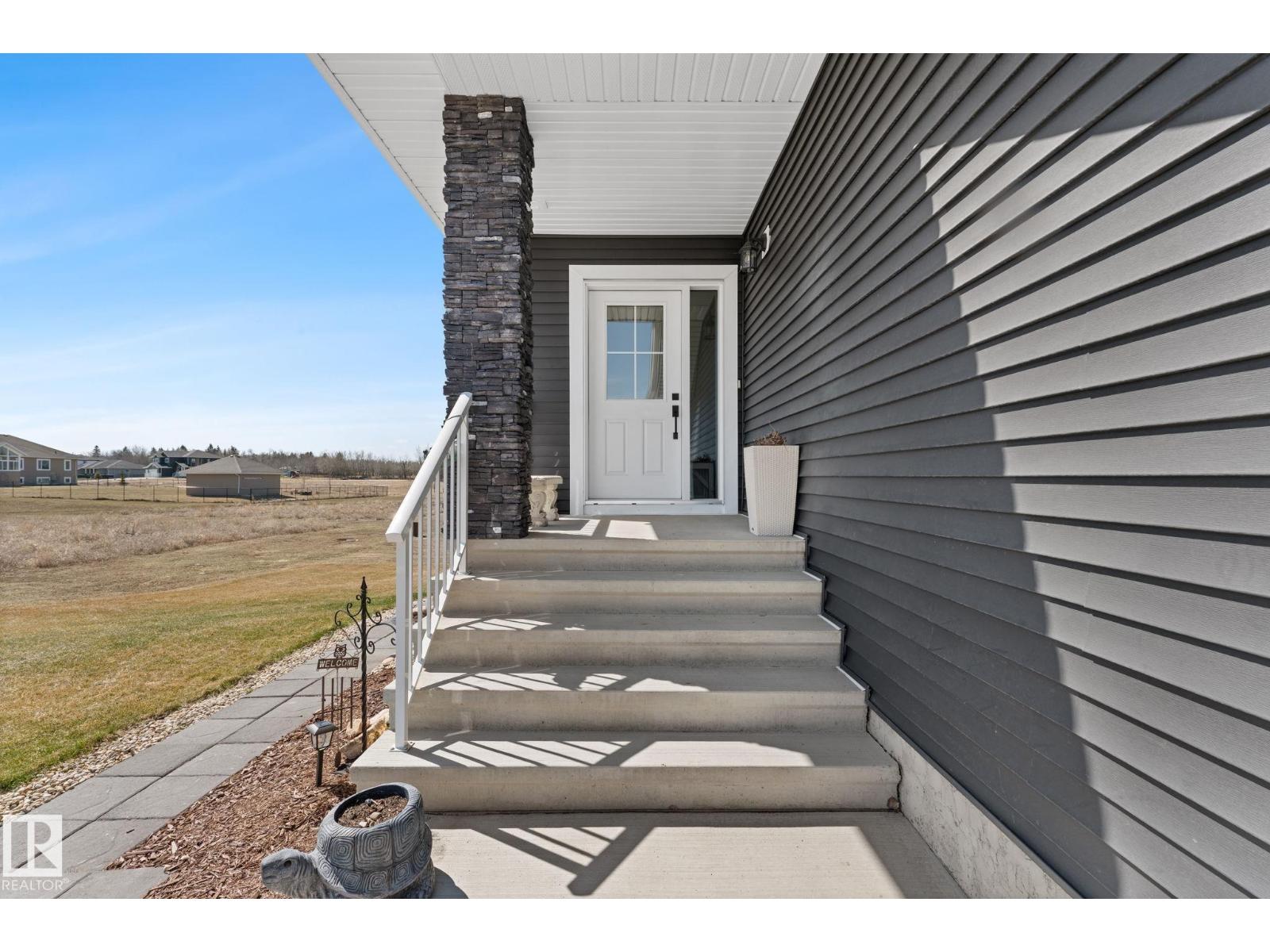 #32 26409 Twp Road 532 A, Rural Parkland County, Alberta  T7X 0W7 - Photo 4 - E4484904