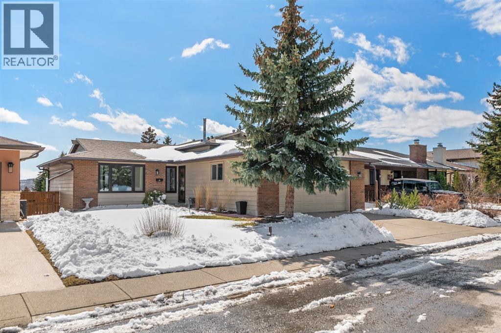 7715 67 Avenue NW, Calgary, Alberta  T3B 4B2 - Photo 3 - A2299625