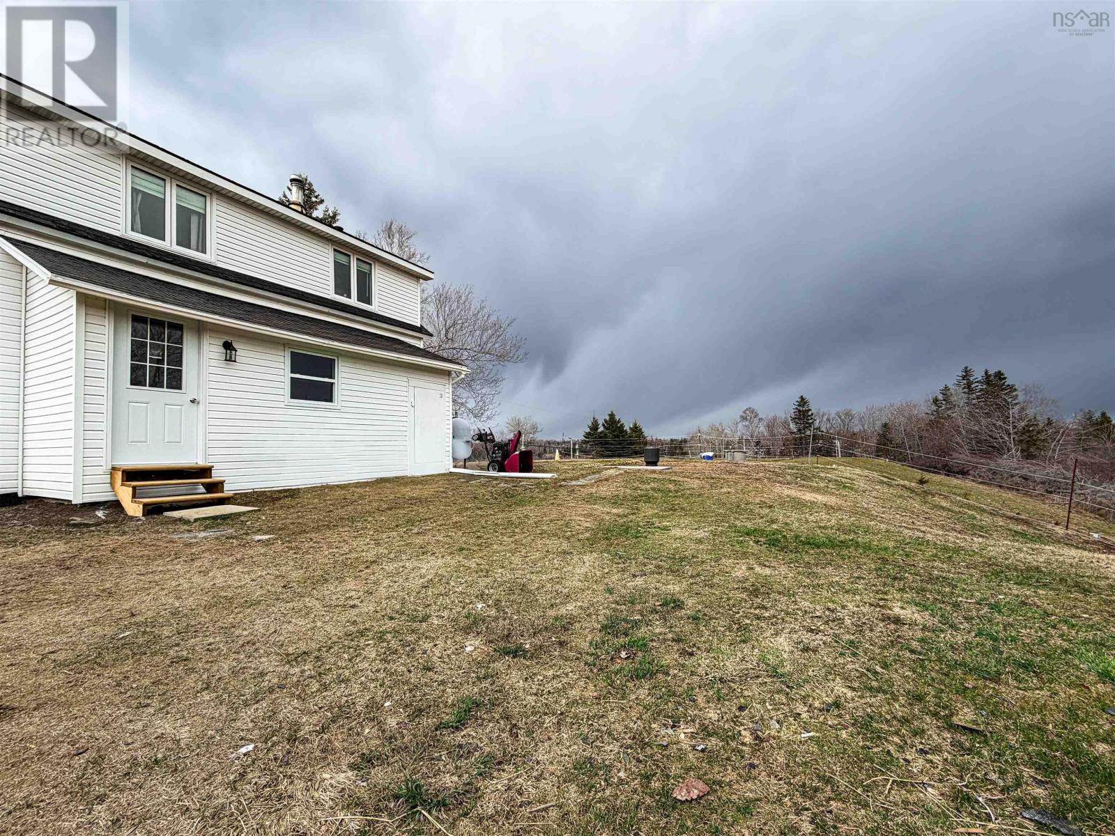 328 Brickyard Road, Cape Breton, Nova Scotia  B1K 2R7 - Photo 9 - 202609161