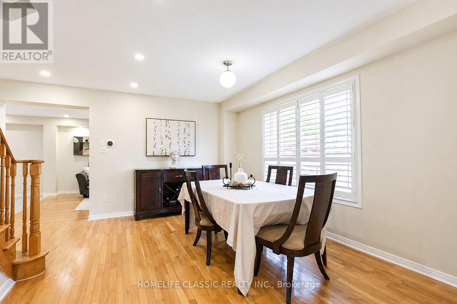 101 Botavia Downs Drive, Brampton, Ontario  L7A 3P6 - Photo 6 - W13063616