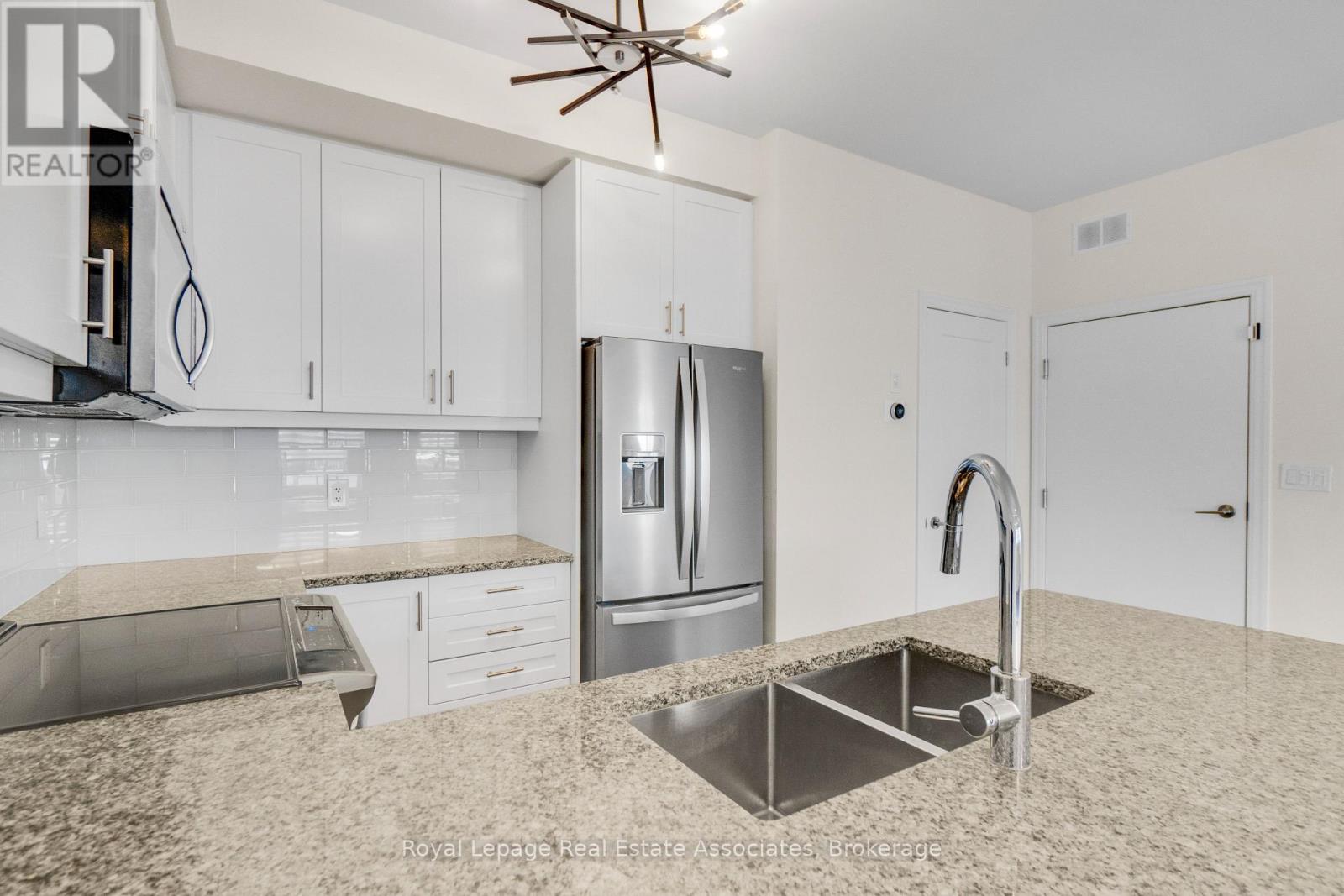 511 - 657 Cricklewood Drive, Mississauga, Ontario  L5G 0B8 - Photo 21 - W13063632