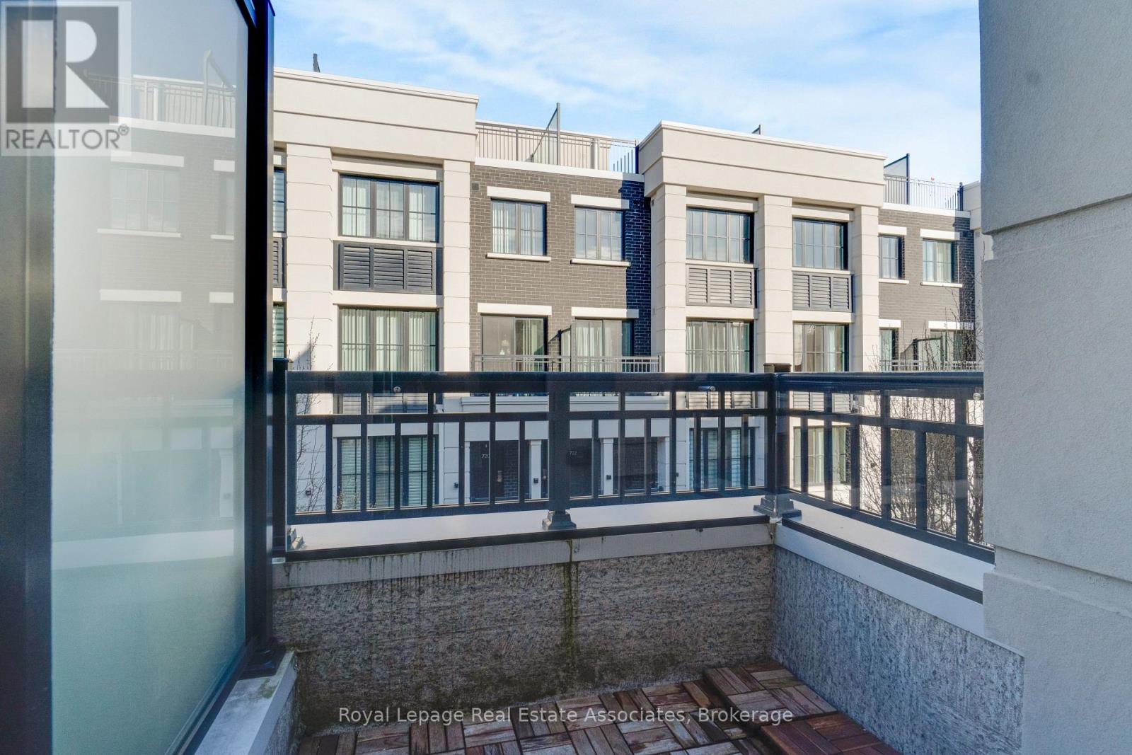 511 - 657 Cricklewood Drive, Mississauga, Ontario  L5G 0B8 - Photo 6 - W13063632