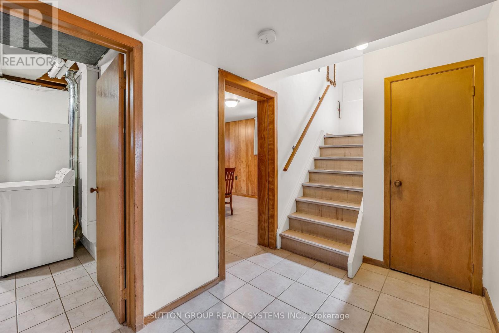 61 Bamford Crescent, Toronto, Ontario  M3N 1T8 - Photo 25 - W13063636