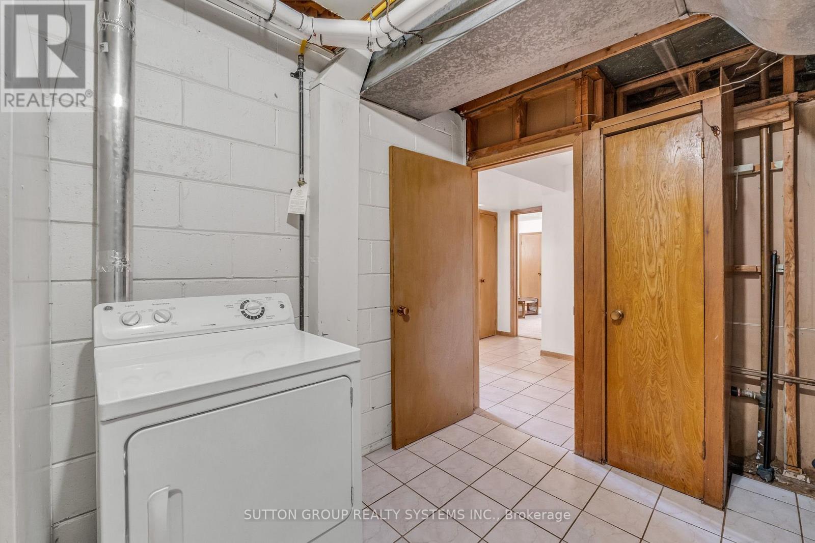 61 Bamford Crescent, Toronto, Ontario  M3N 1T8 - Photo 38 - W13063636