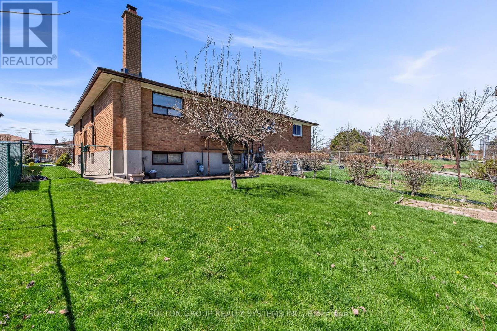 61 Bamford Crescent, Toronto, Ontario  M3N 1T8 - Photo 41 - W13063636