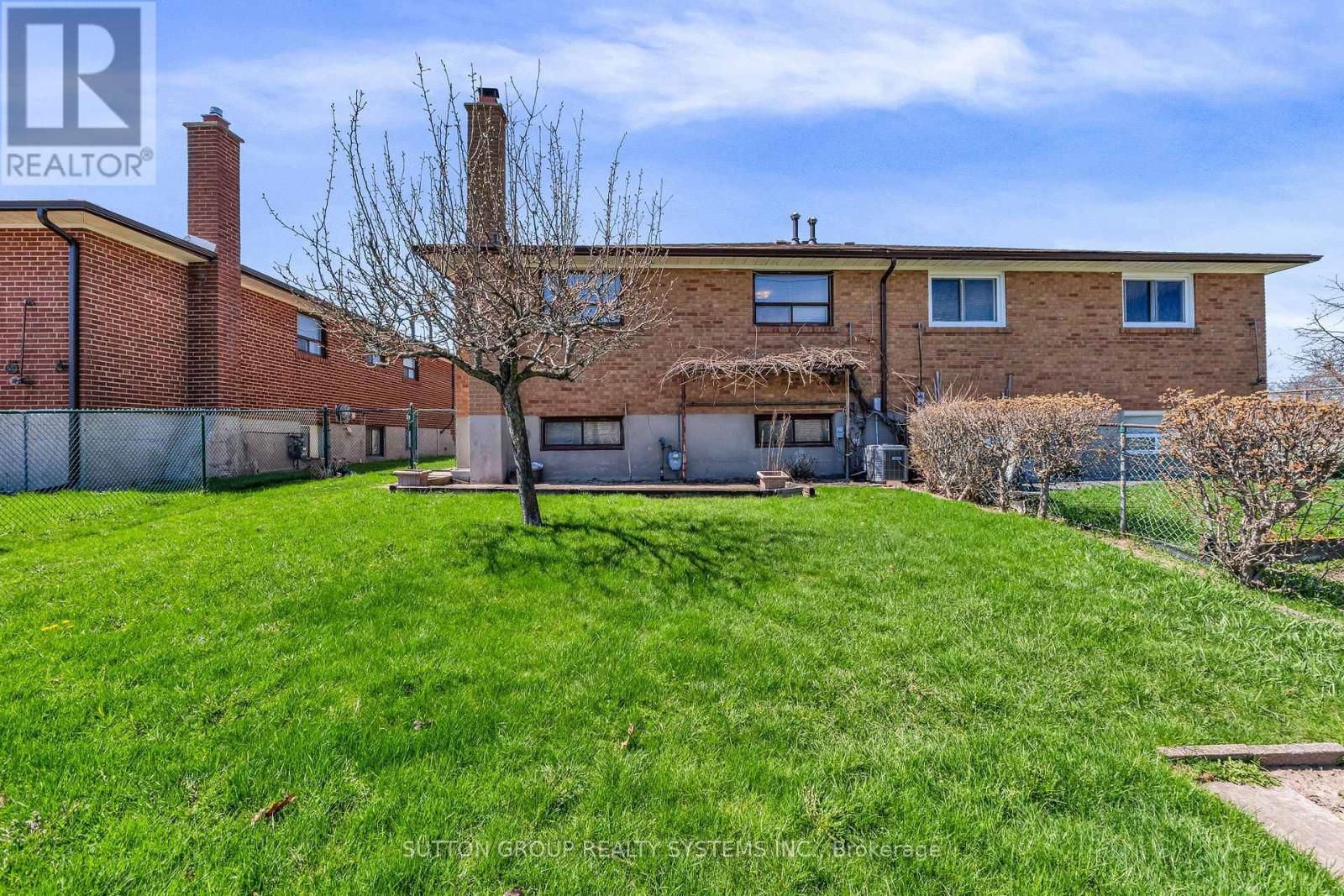 61 Bamford Crescent, Toronto, Ontario  M3N 1T8 - Photo 42 - W13063636