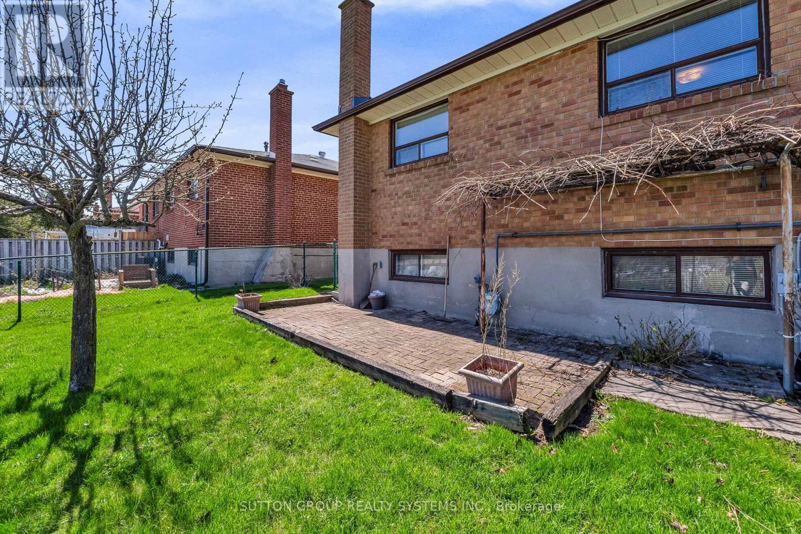 61 Bamford Crescent, Toronto, Ontario  M3N 1T8 - Photo 44 - W13063636