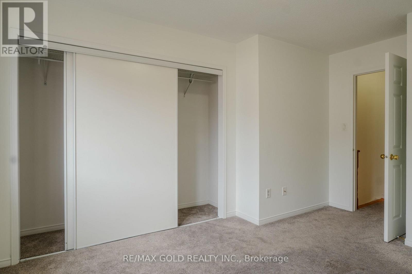 7059 Fairmeadow Crescent, Mississauga, Ontario  L5N 8R6 - Photo 19 - W13063646