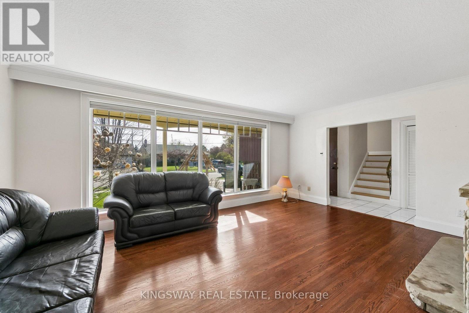 2175 Denise Road, Mississauga, Ontario  L4X 1H9 - Photo 7 - W13063666