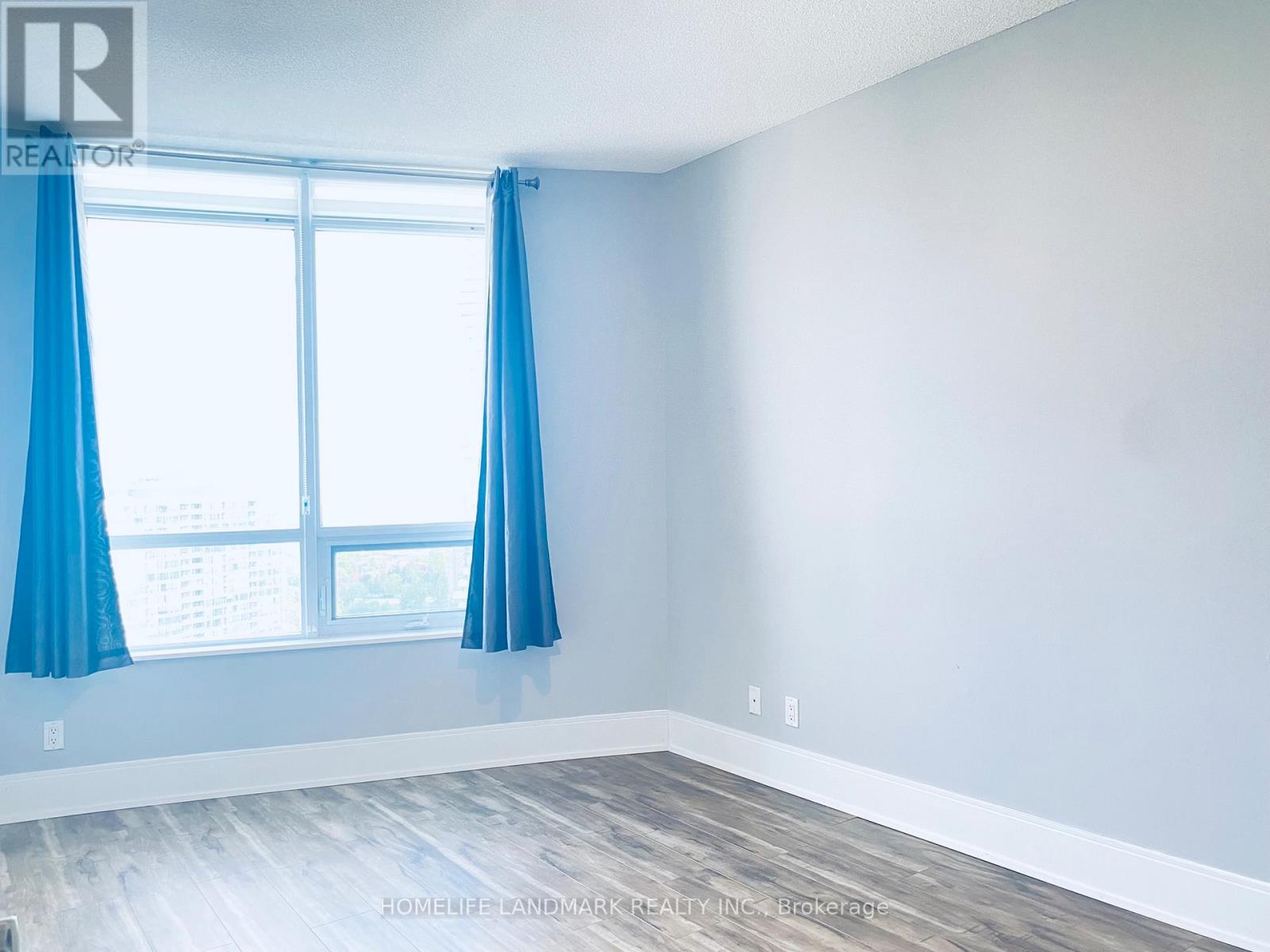 2301 - 330 Burnhamthorpe Road, Mississauga, Ontario  L5B 0E1 - Photo 12 - W13063688