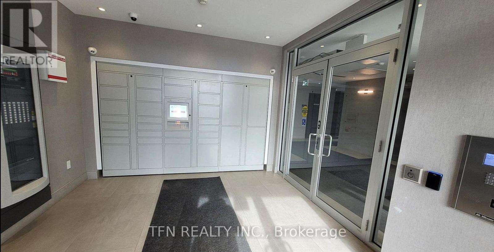 306 - 200 Lagerfeld Drive, Brampton, Ontario  L7A 5G5 - Photo 4 - W13063700