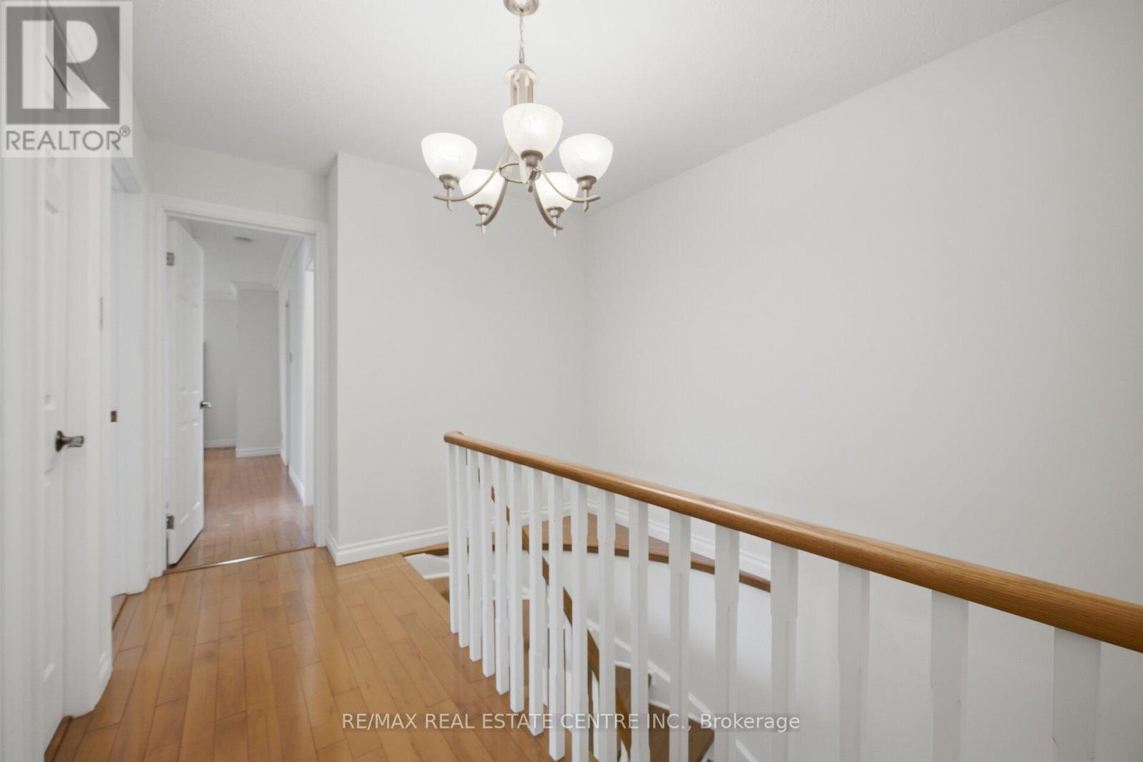 1596 Lewes Way, Mississauga, Ontario  L4W 3L2 - Photo 22 - W13063792