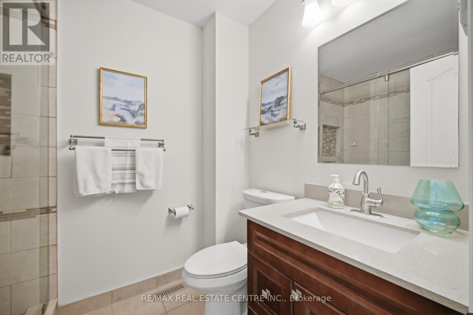 1596 Lewes Way, Mississauga, Ontario  L4W 3L2 - Photo 25 - W13063792