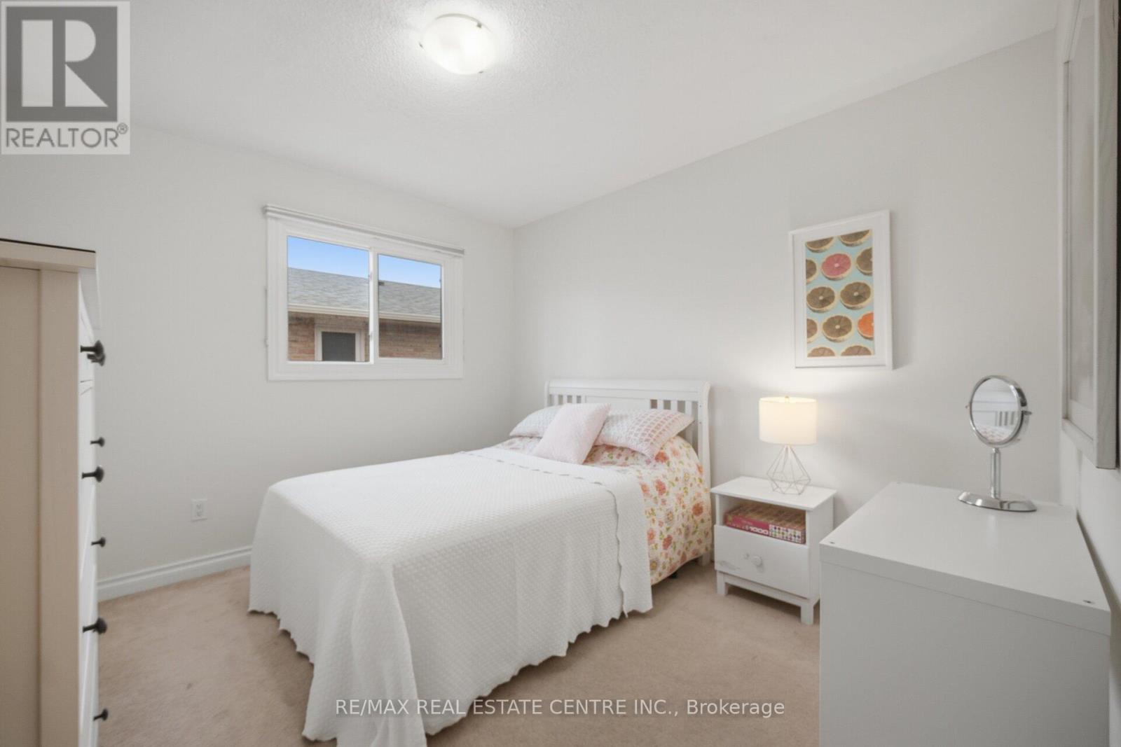 1596 Lewes Way, Mississauga, Ontario  L4W 3L2 - Photo 26 - W13063792