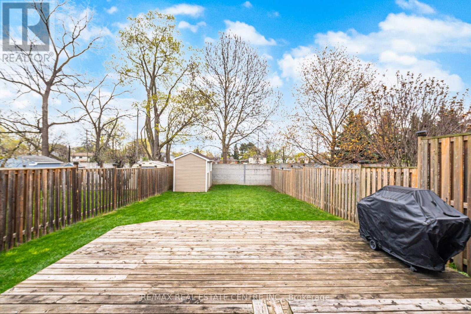 1596 Lewes Way, Mississauga, Ontario  L4W 3L2 - Photo 39 - W13063792