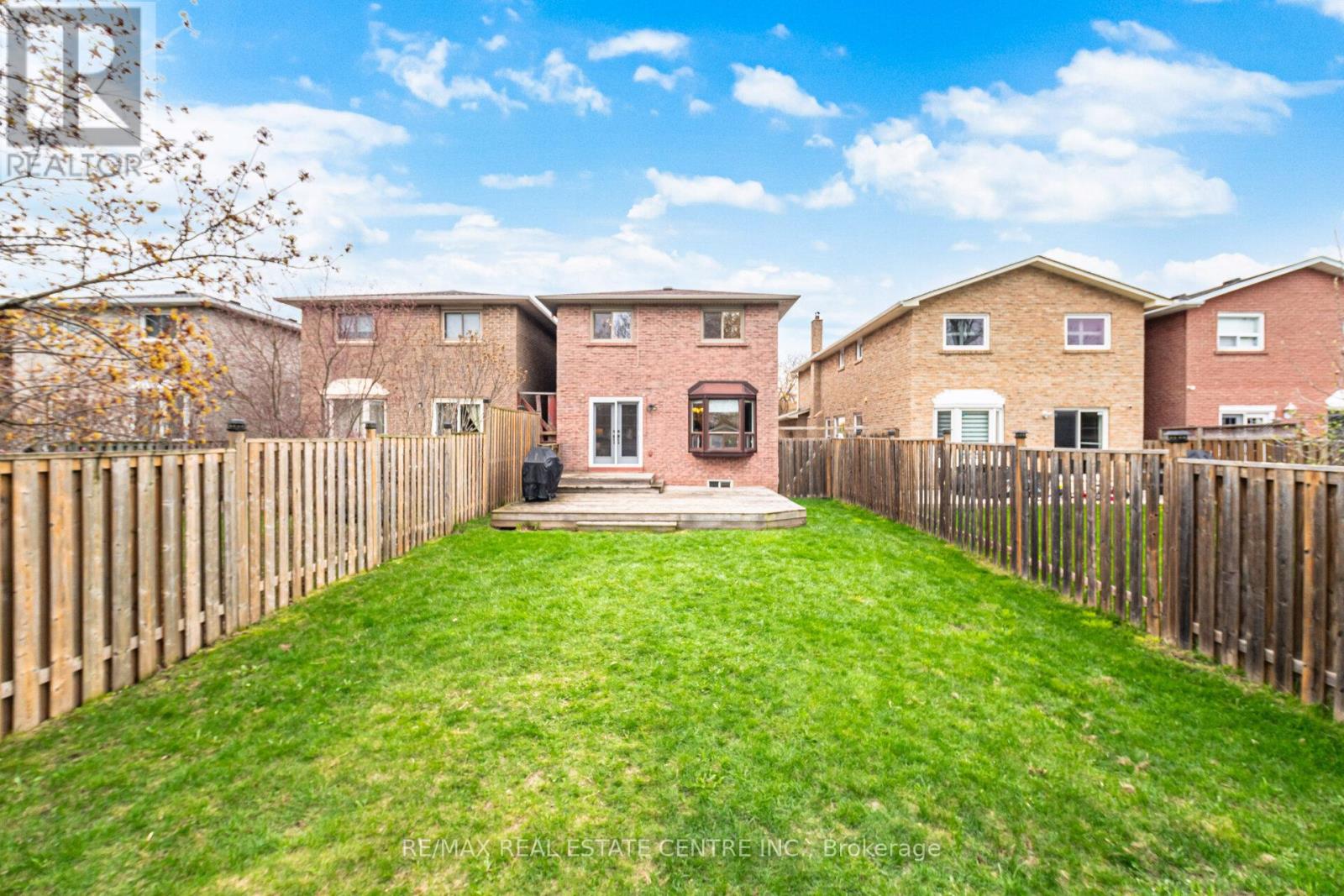 1596 Lewes Way, Mississauga, Ontario  L4W 3L2 - Photo 40 - W13063792