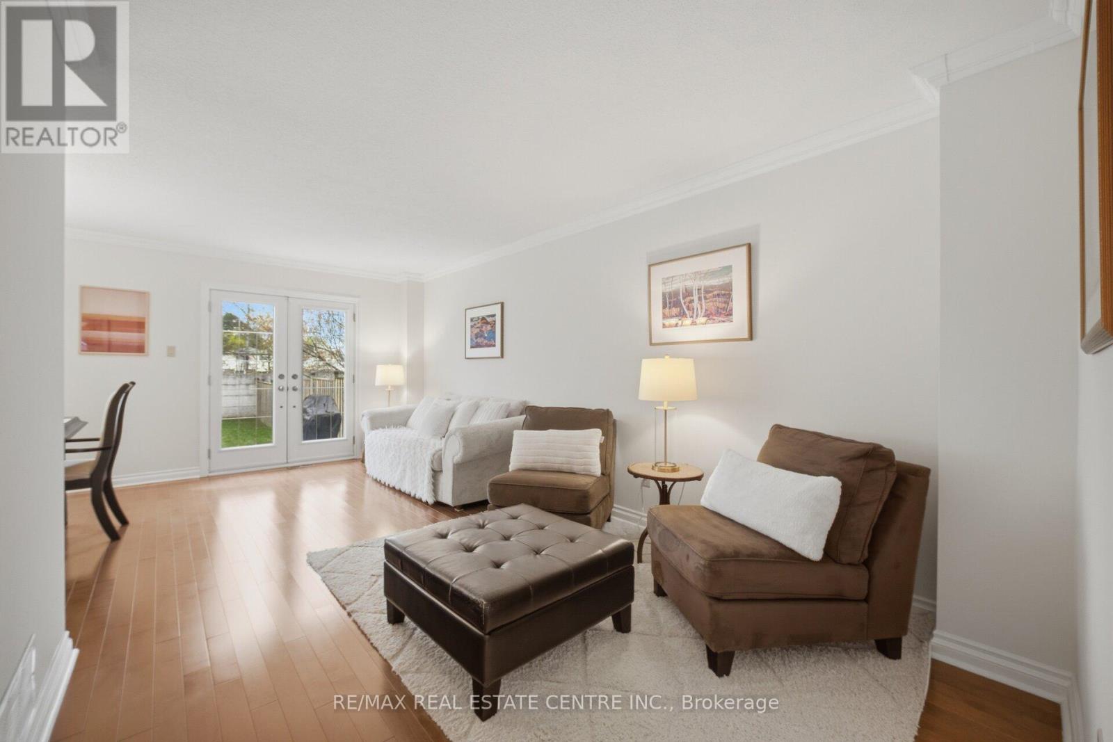 1596 Lewes Way, Mississauga, Ontario  L4W 3L2 - Photo 6 - W13063792