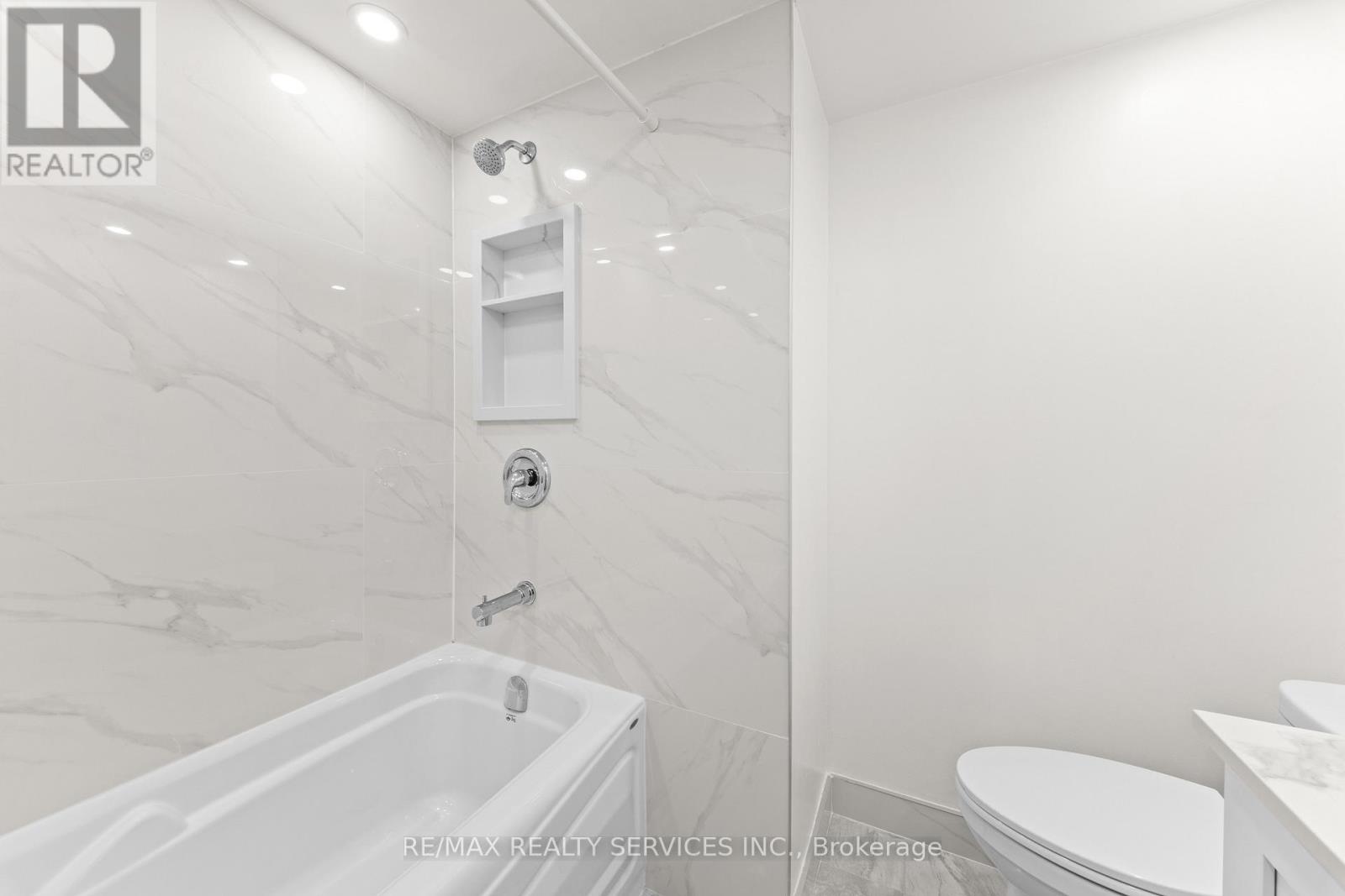 307 - 1001 Cedarglen Gate, Mississauga, Ontario  L5C 4R2 - Photo 17 - W13063794