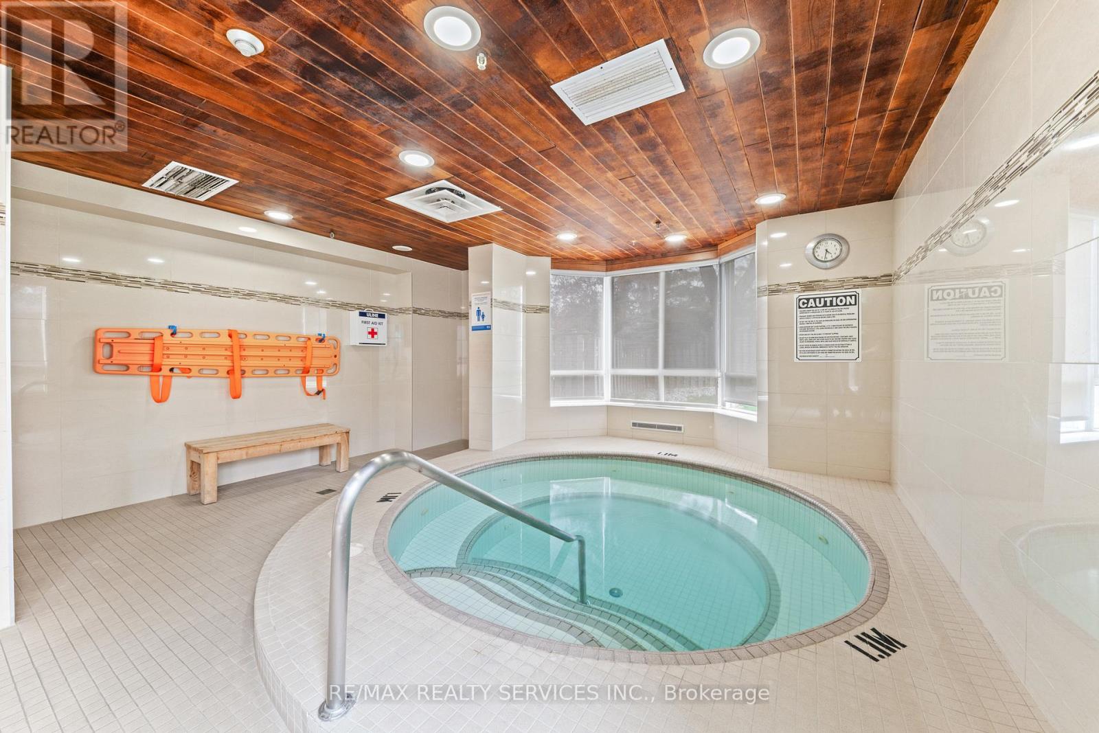 307 - 1001 Cedarglen Gate, Mississauga, Ontario  L5C 4R2 - Photo 37 - W13063794