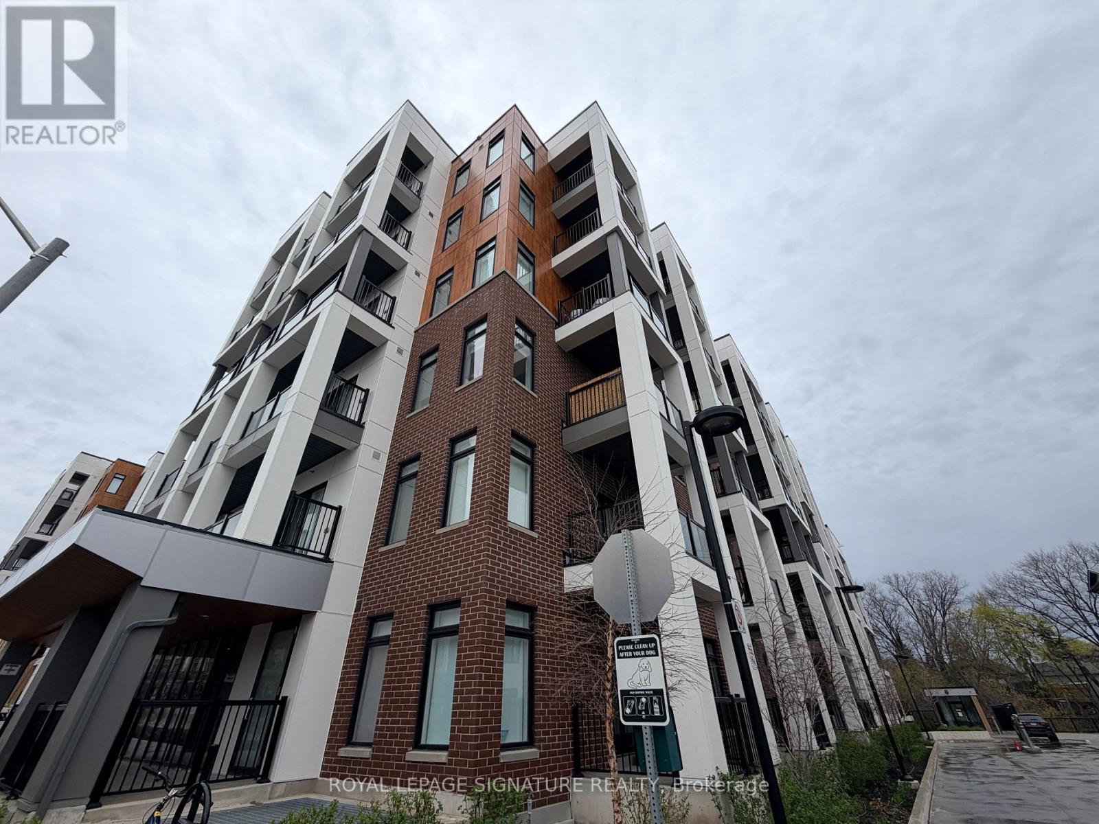 312 - 135 CANON JACKSON DRIVE, Toronto, Ontario