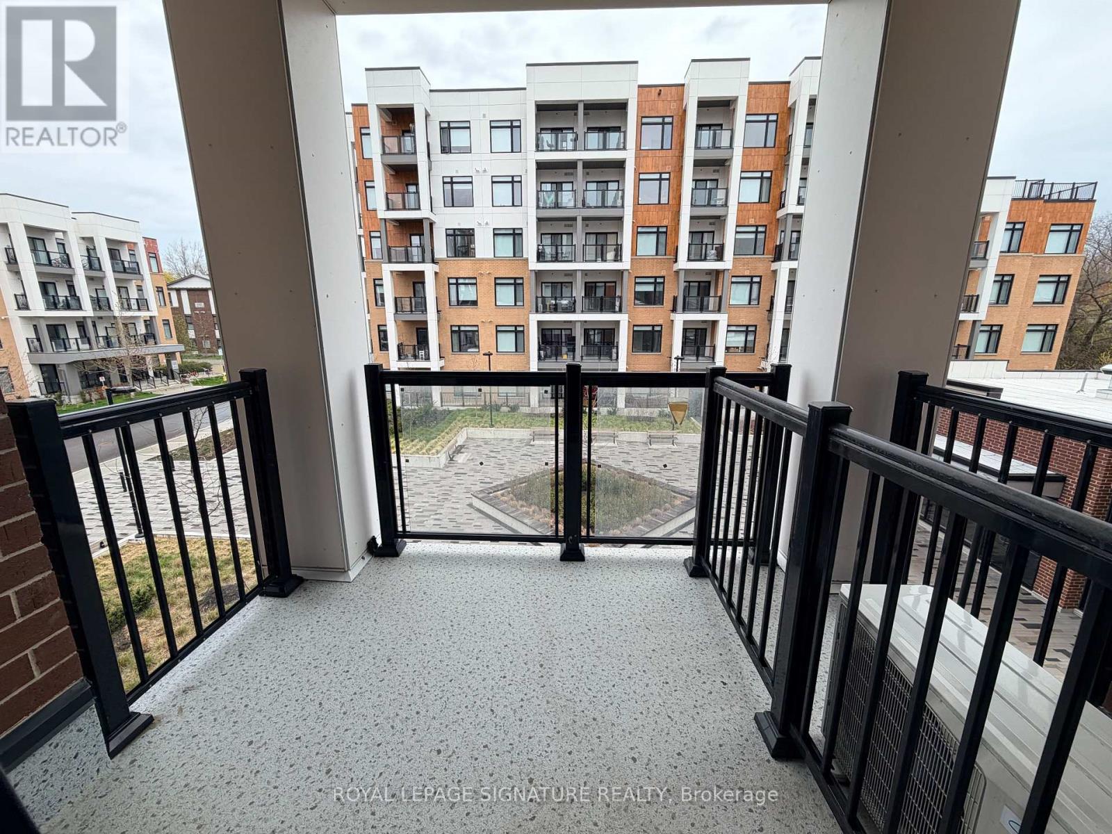 312 - 135 Canon Jackson Drive, Toronto, Ontario  M6M 0C3 - Photo 7 - W13063810
