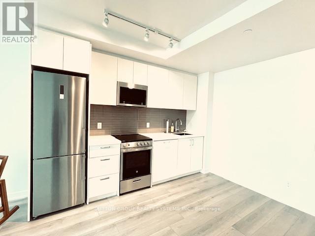 1109 - 1787 St Clair Avenue W, Toronto, Ontario  M6N 0B7 - Photo 6 - W13063886