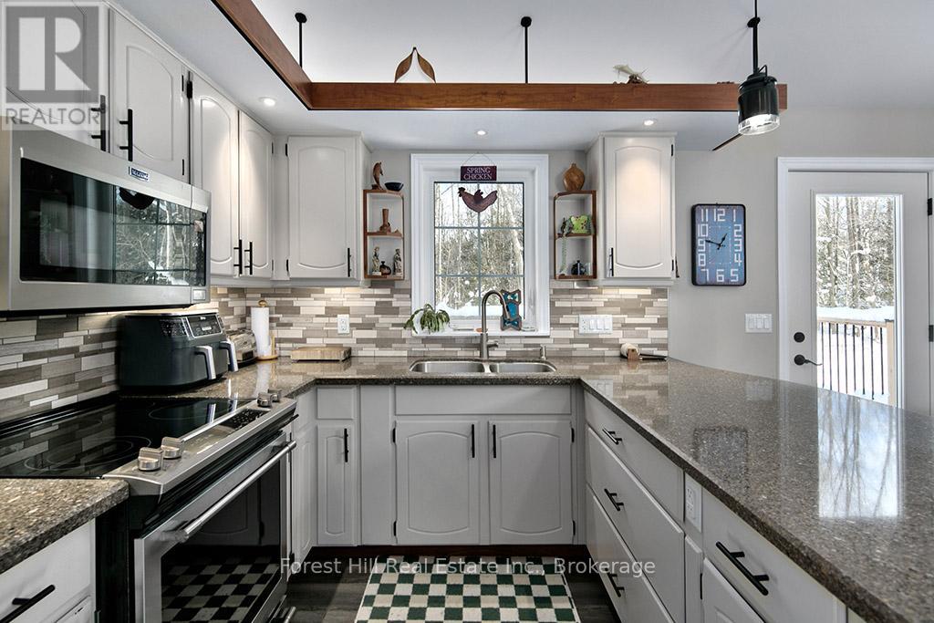 634341 Artemesia Glenelg Townline, Grey Highlands, Ontario  N0C 1H0 - Photo 10 - X12771362