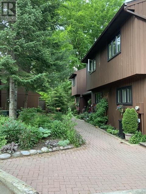 75 Southbank Drive, Bracebridge, Ontario  P1L 1G2 - Photo 2 - X12875760