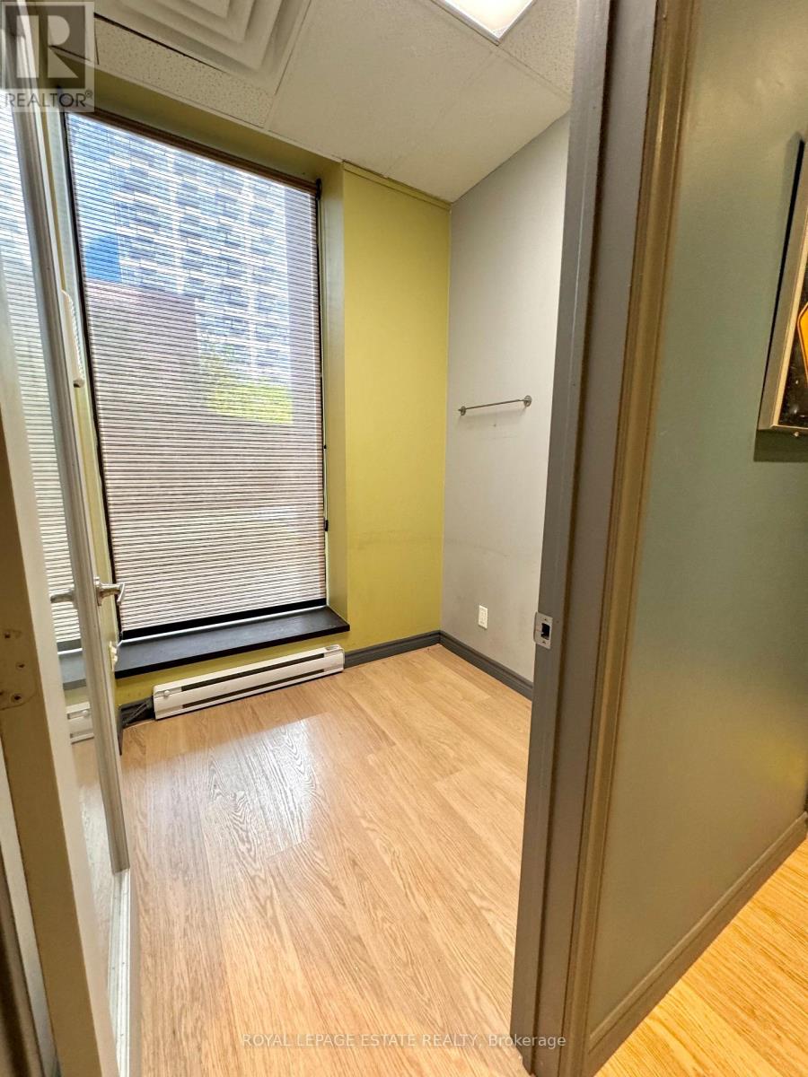 103 - 124 Merton Street, Toronto, Ontario  M4S 2Z2 - Photo 15 - C12936834