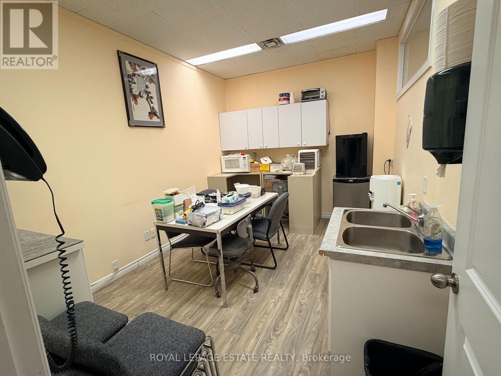 301a - 124 Merton Street, Toronto, Ontario  M4S 2Z2 - Photo 8 - C12938908