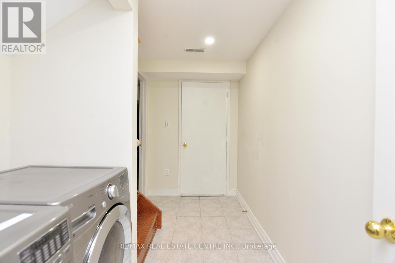 Bsmt - 10 Sheldon Drive, Ajax, Ontario  L1T 4K7 - Photo 19 - E12962190