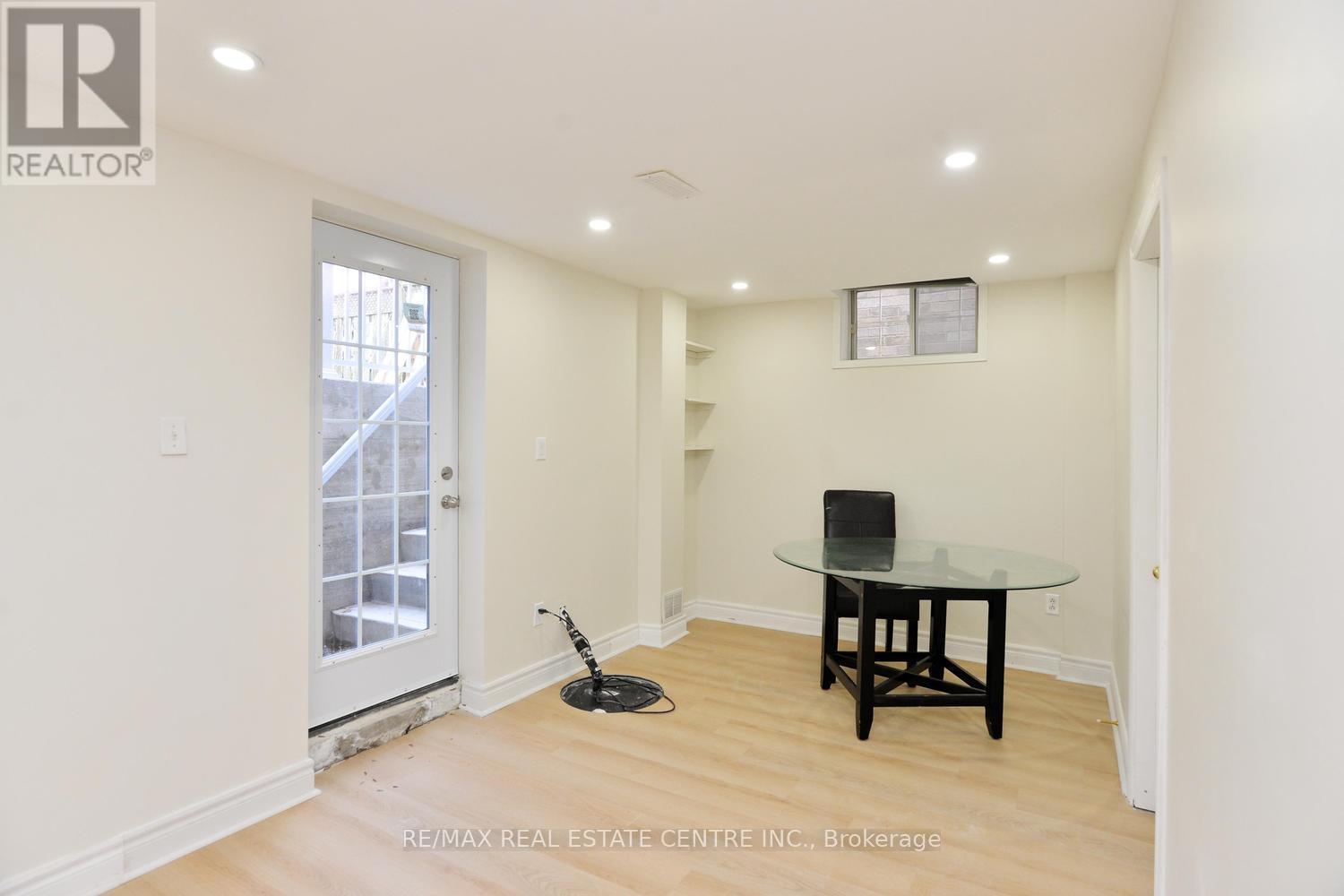 Bsmt - 10 Sheldon Drive, Ajax, Ontario  L1T 4K7 - Photo 25 - E12962190