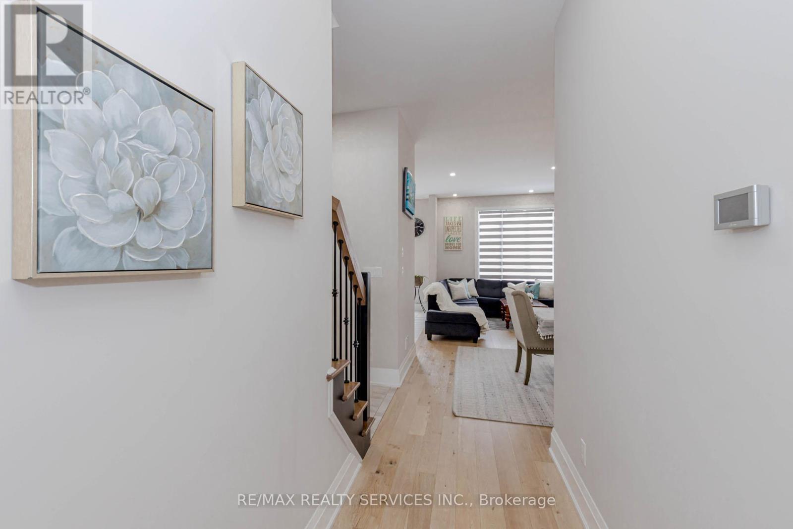 130 Pondcliffe Drive, Kitchener, Ontario  N2R 0M4 - Photo 9 - X13063652