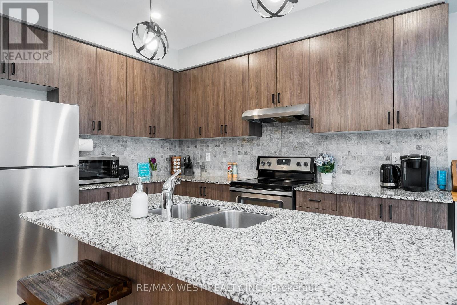 37 - 171 Snowbridge Way, Blue Mountains, Ontario  L9Y 0V1 - Photo 13 - X13063780