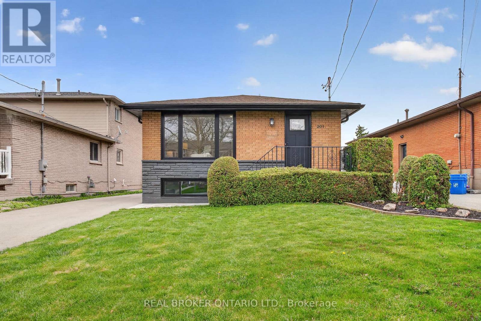 201 RIDGE STREET, Hamilton, Ontario