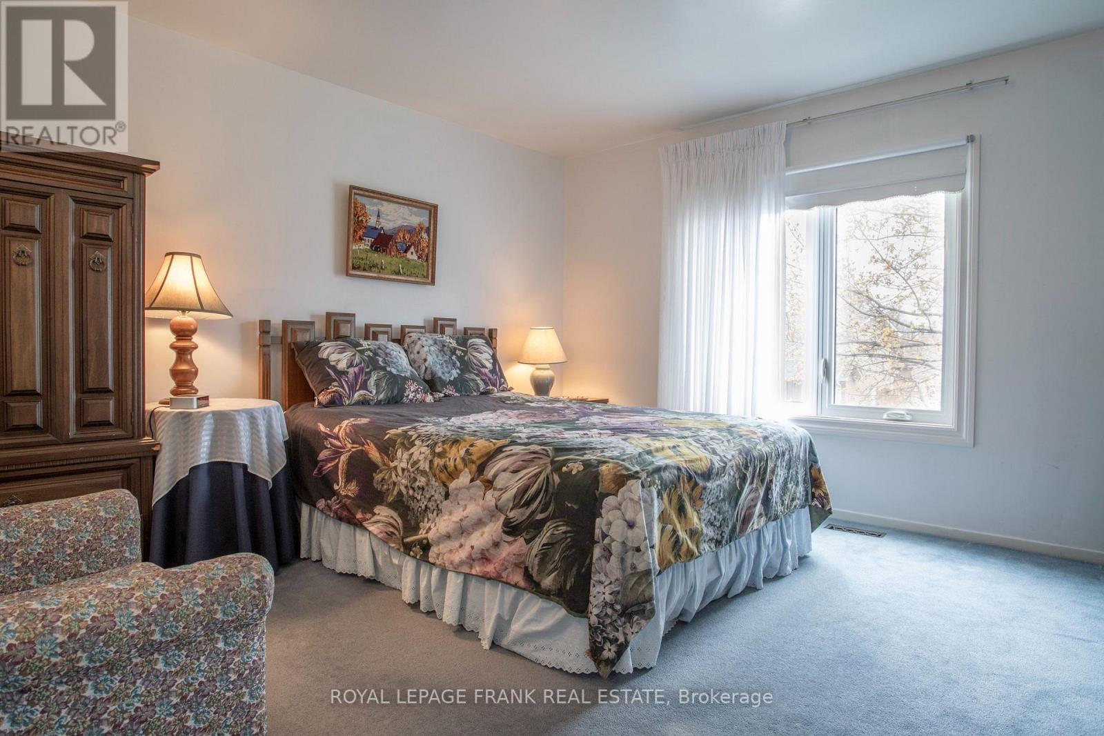 11 Cardiff Court, Whitby, Ontario  L1N 5N8 - Photo 18 - E13063932